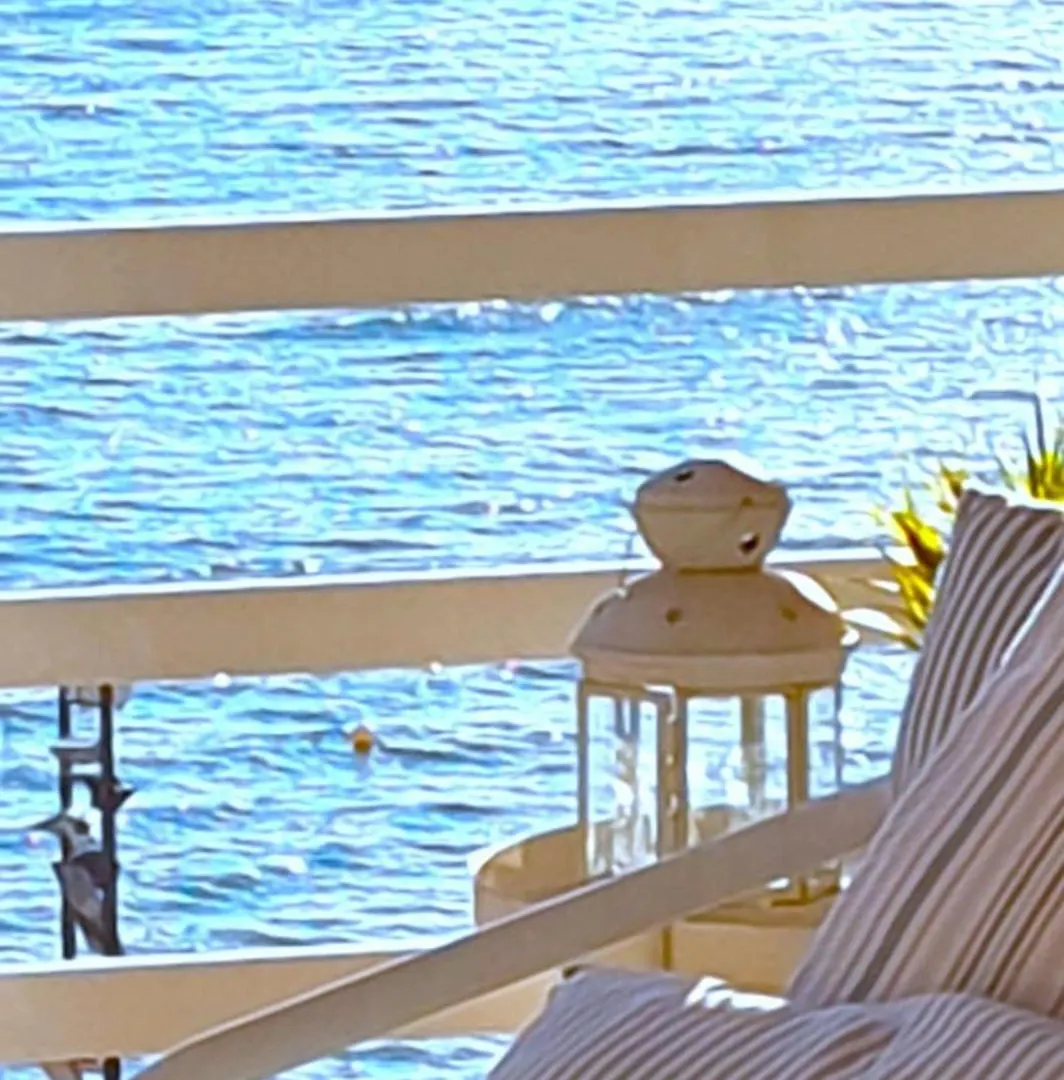 Paradis Beach & Center contacts
