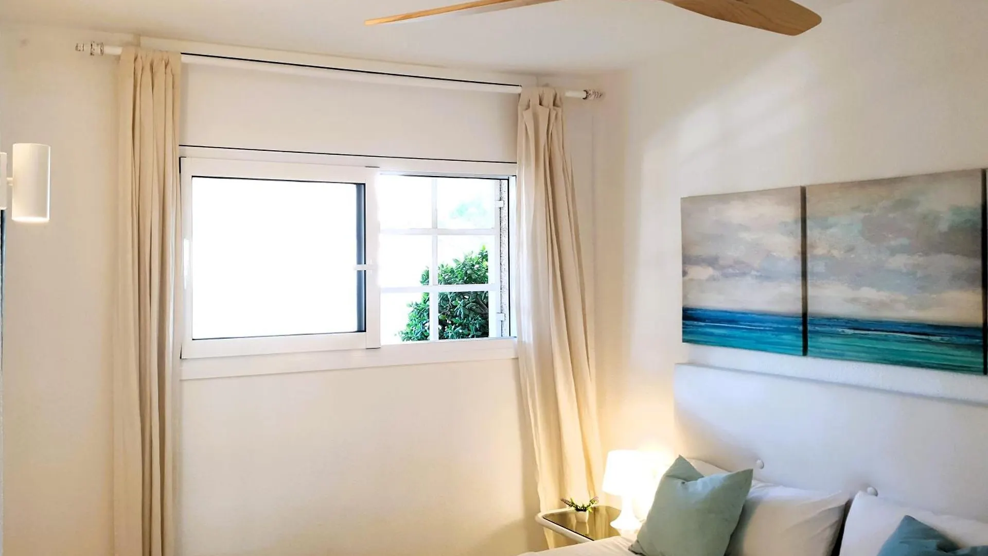 סאלו Paradis Beach & Center דירה